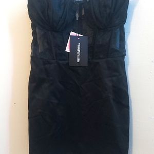 Pretty Little Things Bodycon she'll detail black dress